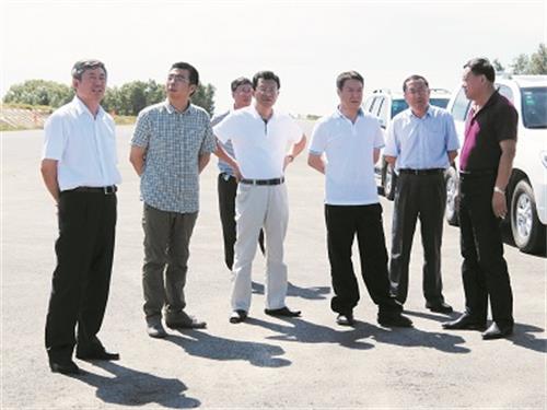 吉林省交通廳領(lǐng)導調(diào)研嫩丹高速建設(shè)工作 吉林省交通廳領(lǐng)導調(diào)研嫩丹高速建設(shè)工作